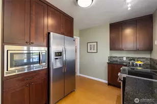 819 K Ave, Anacortes, WA 98221 - Photo 15