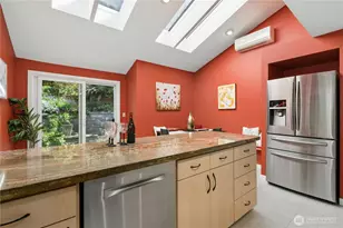 4014 57th Ave SW, Seattle, WA 98116 - Photo 11