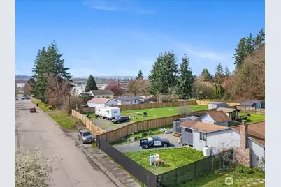 6030 57th Drive NE, Marysville, WA 98270 - Photo 7