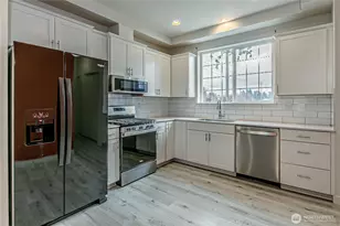 334 9th Ave SE, Puyallup, WA 98372 - Photo 5