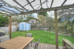5718 29th Ave NE, Seattle, WA 98105 - Photo 3