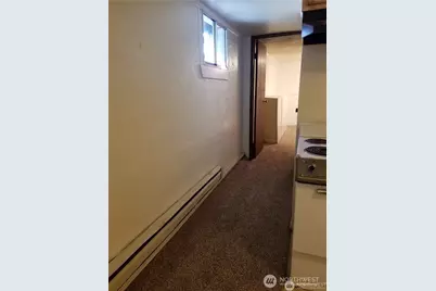 1017 4th Street #C, Bremerton, WA 98337 - Photo 5