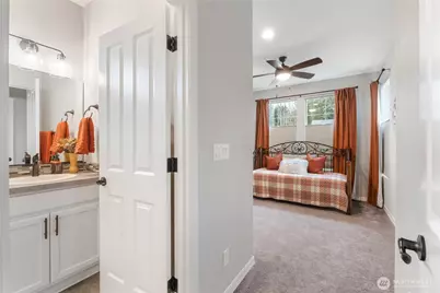 18102 151st St E, Bonney Lake, WA 98391 - Photo 21