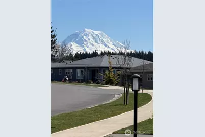 18102 151st St E, Bonney Lake, WA 98391 - Photo 3