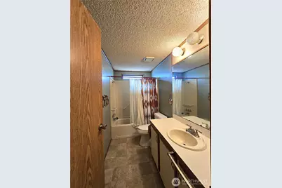 520 N 3rd Street, Elma, WA 98541 - Photo 17