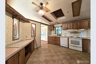 520 N 3rd Street, Elma, WA 98541 - Photo 15