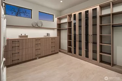 3806 95th Avenue NE, Yarrow Point, WA 98004 - Photo 19