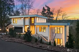 3806 95th Ave NE, Yarrow Point, WA 98004 - Photo 1