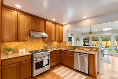 9716 14th Avenue NW, Seattle, WA 98117 - Photo 13