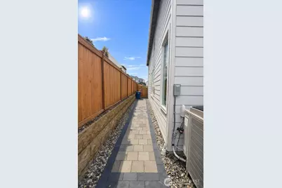 10835 16th Place SE, Lake Stevens, WA 98258 - Photo 33