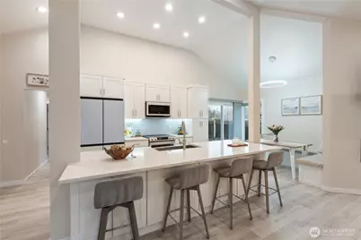 12326 45th Avenue SE, Everett, WA 98208 - Photo 3