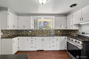 10450 Sterling Rd, Sedro Woolley, WA 98284 - Photo 13