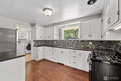 10450 Sterling Road, Sedro Woolley, WA 98284 - Photo 17