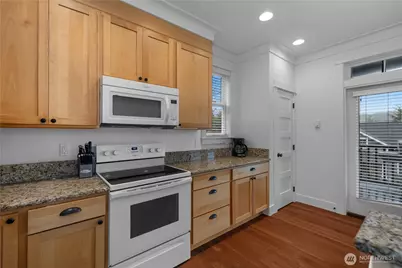 267 Compass Street, Pacific Beach, WA 98571 - Photo 9