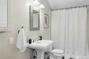 9420 NE Eric Ave, Bainbridge Island, WA 98110 - Photo 19