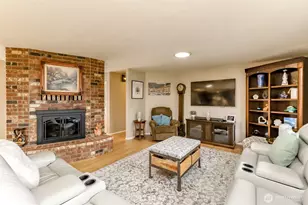 10602 SE 325th Pl, Auburn, WA 98092 - Photo 13