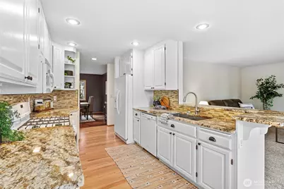 2406 Birch Street, Bellingham, WA 98229 - Photo 11