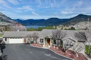 720 Loop Ave, Manson, WA 98831 - Photo 1