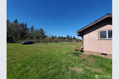 4924 165th Lane SW, Rochester, WA 98579 - Photo 3