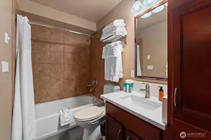 322 W Woodin Ave, Chelan, WA 98816 - Photo 17