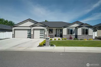 2637 Patriot Way SE, East Wenatchee, WA 98802 - Photo 1