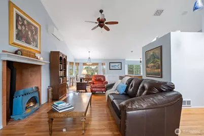 671 E Old Ranch Road, Allyn, WA 98524 - Photo 7