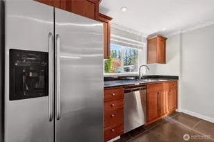 14010 NE 181st Pl, Woodinville, WA 98072 - Photo 9