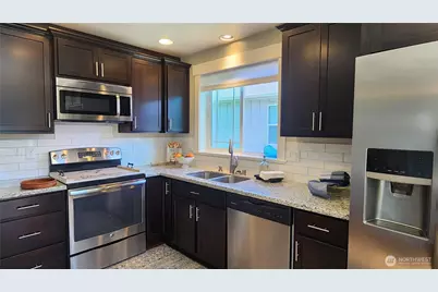 136 Pacific Boulevard NW, Ocean Shores, WA 98569 - Photo 9