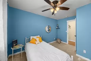 10250 17th Ave SW, Seattle, WA 98146 - Photo 17