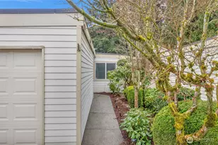 13715 SE 258th Pl, Kent, WA 98042 - Photo 3