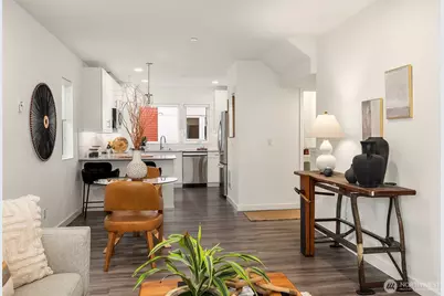 12526 15th Avenue NE #D, Seattle, WA 98125 - Photo 17