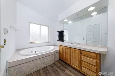 1051 E Crestview Drive, Shelton, WA 98584 - Photo 15