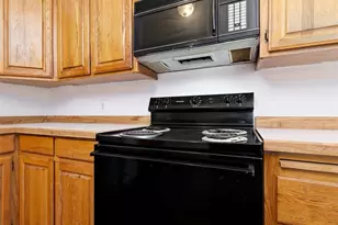 1051 E Crestview Dr, Shelton, WA 98584 - Photo 9