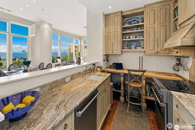 2801 1st Avenue #113, Seattle, WA 98121 - Photo 11