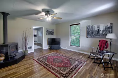 1422 Brawne Avenue NW, Olympia, WA 98502 - Photo 3