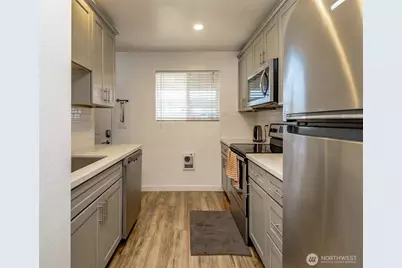 12416 SE 272nd # C, Kent, WA 98030 - Photo 3