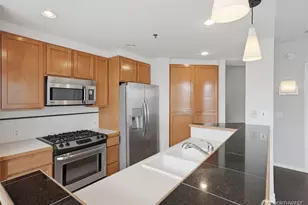 2801 1st Ave, Seattle, WA 98121 - Photo 9