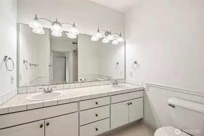 2420 Grand Avenue #303, Everett, WA 98201 - Photo 19