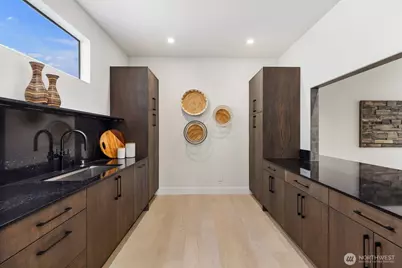 1653 105th Avenue SE, Bellevue, WA 98004 - Photo 13