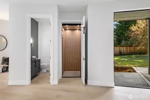 1653 105th Ave SE, Bellevue, WA 98004 - Photo 15