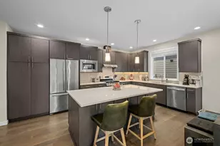 8609 244th St SW, Edmonds, WA 98026 - Photo 9