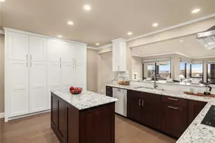 735 1st St S, Kirkland, WA 98033 - Photo 15