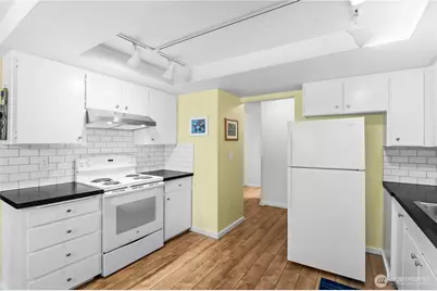 1211 N 8th Street #4, Mount Vernon, WA 98273 - Photo 5