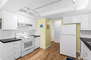 1211 N 8th St, Mount Vernon, WA 98273 - Photo 5