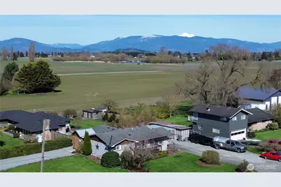 16027 W Division Street, Mount Vernon, WA 98273 - Photo 35