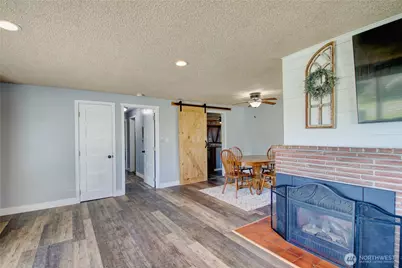 16027 W Division Street, Mount Vernon, WA 98273 - Photo 7