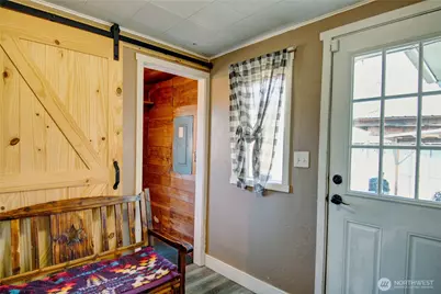 16027 W Division Street, Mount Vernon, WA 98273 - Photo 13