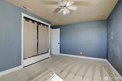 16027 W Division Street, Mount Vernon, WA 98273 - Photo 17