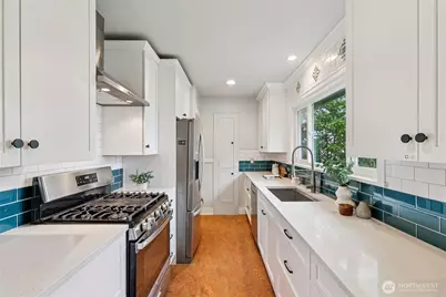 1911 12th Avenue S, Seattle, WA 98144 - Photo 11