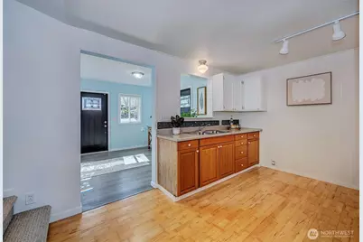 1713 Bailey Avenue, Everett, WA 98203 - Photo 3